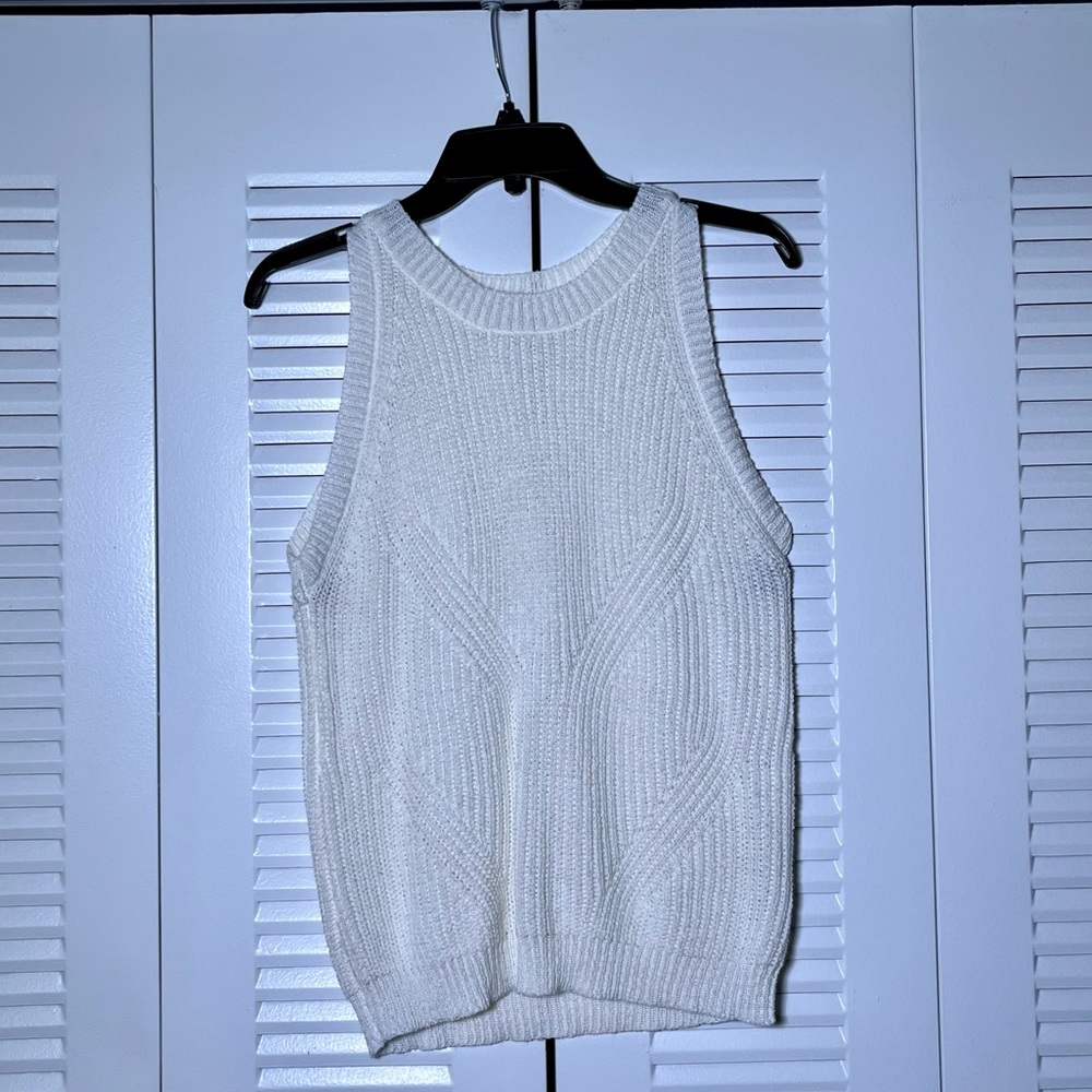 Mine brand. Sleeveless Knit top. Size M / Medium. Off-white cream color.